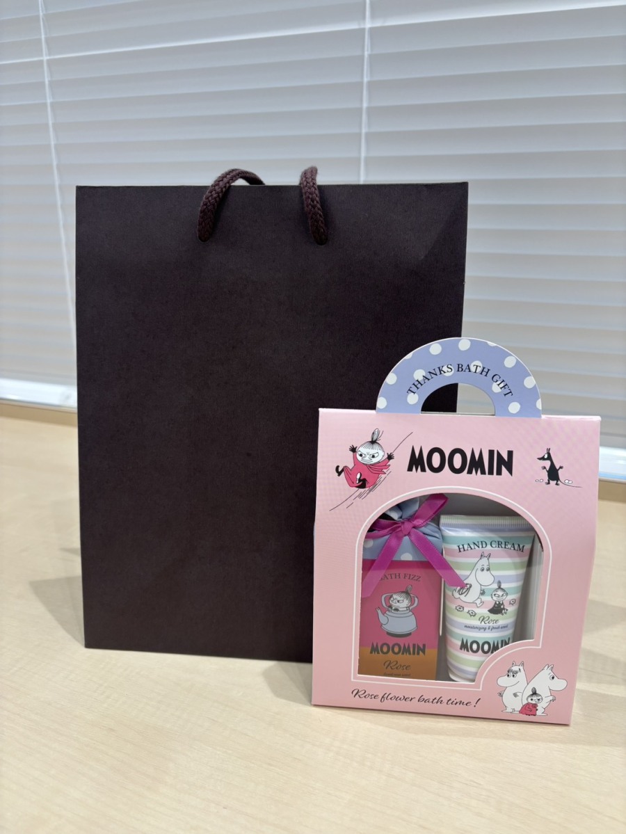 ���݂₰���N���X�}�X�v���[���g🎊